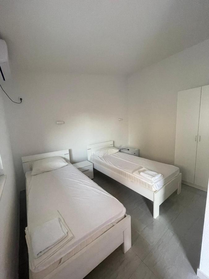 Mali Medved Ulcinj Lejlighed Værelse billede